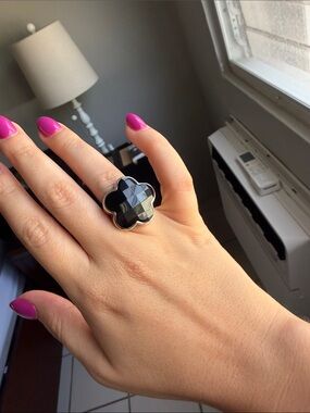 Tous Black Flower -Shaped Statement Ring - Women Jewelry